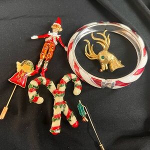 Christmas Holiday Jewelry Lot